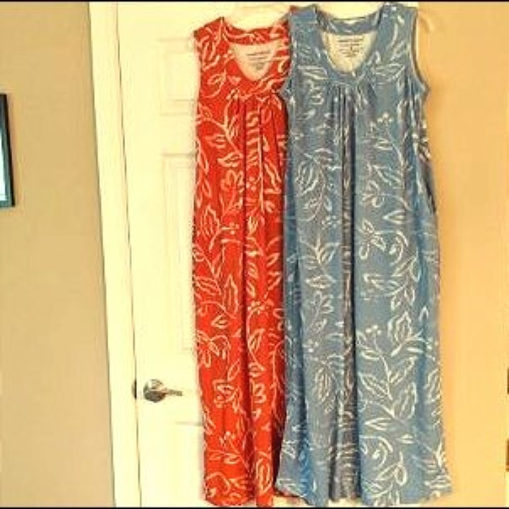 Sleeveless Floral-Print Long Nightgown - Red and Blue